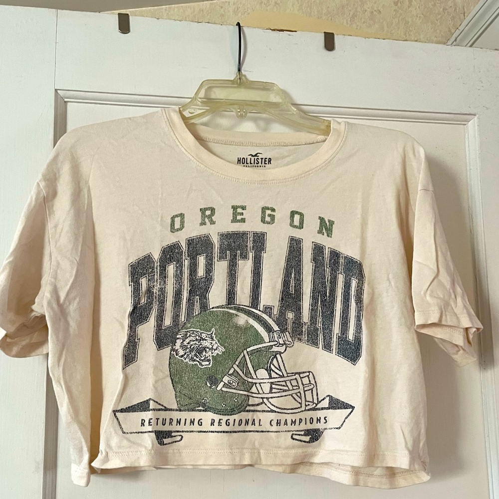 Hollister Portland Oregon Graphic Cropped T-shirt Womens XS
